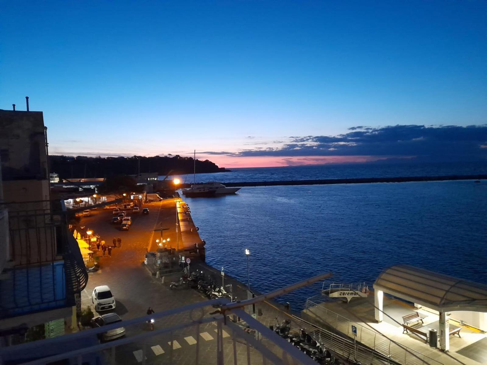 Monolocale Nonna Elena Apartamento Procida Exterior foto